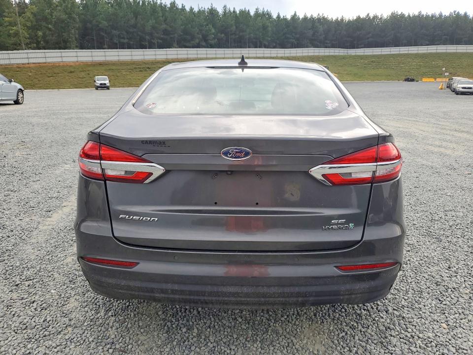 Foto 6 de la subasta – 2019 FORD FUSION con VIN 3FA6P0LU9KR183895