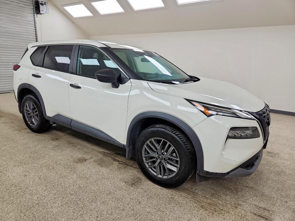 Photo 4 from auction – 2023 NISSAN ROGUE with VIN 5N1BT3AB8PC771053