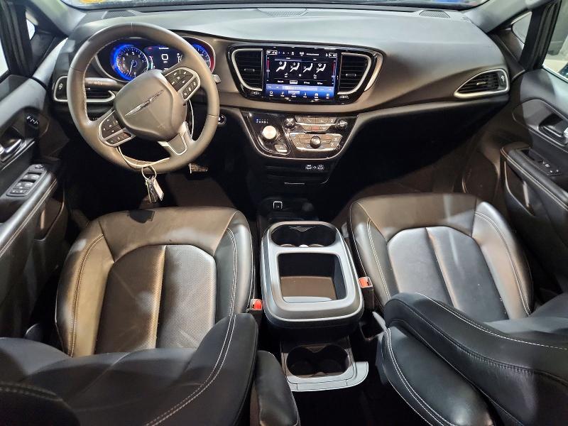 Photo 8 from auction – 2025 CHRYSLER PACIFICA with VIN 2C4RC1BG2SR523981