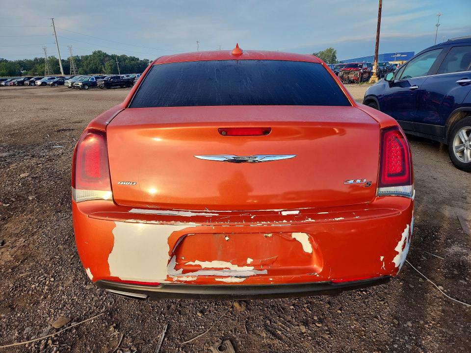 Photo 6 from auction – 2019 CHRYSLER 300 with VIN 2C3CCAGG4KH637084