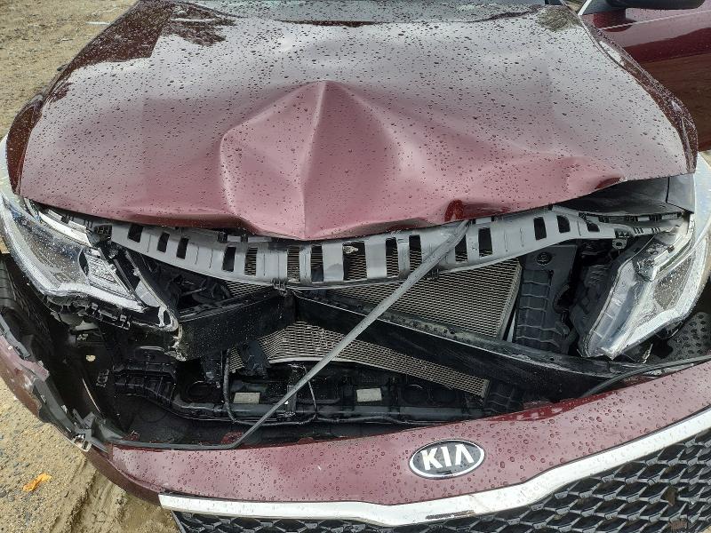 Photo 11 from auction – 2016 KIA OPTIMA with VIN 5XXGT4L34GG015693
