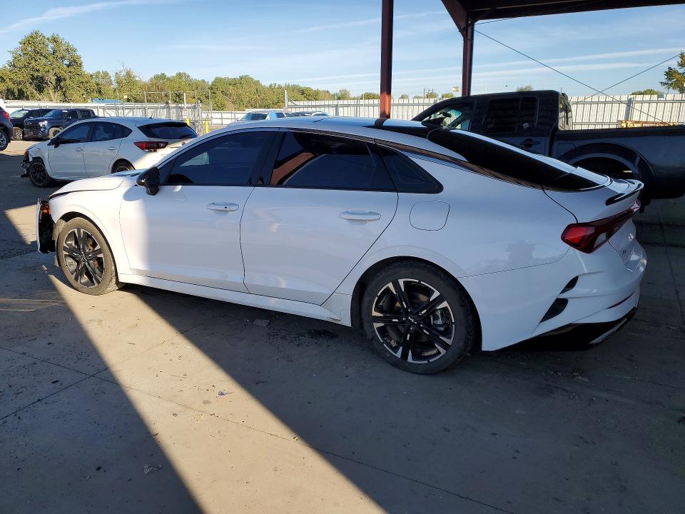 Photo 2 from auction – 2022 KIA K5 with VIN 5XXG64J25NG147991