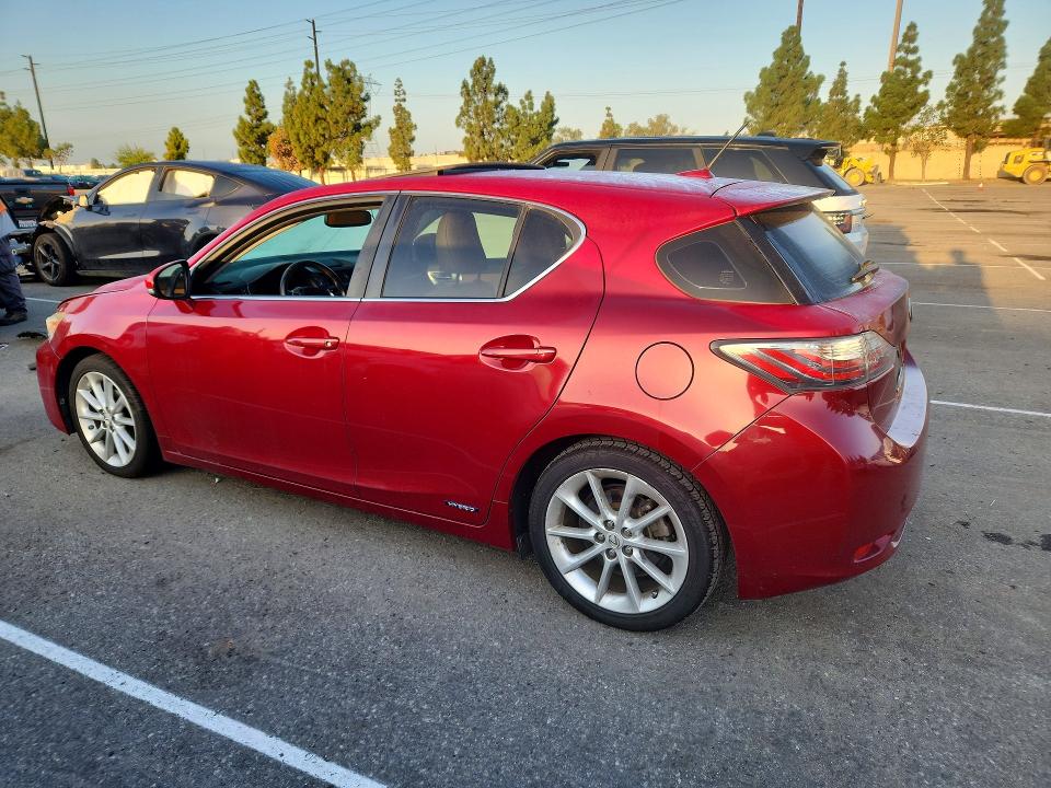 Фото 2 с аукциона – 2013 LEXUS CT с VIN JTHKD5BH0D2122783