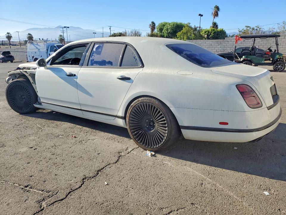 Photo 2 from auction – 2018 BENTLEY MULSANNE with VIN SCBBG7ZH2JC003796