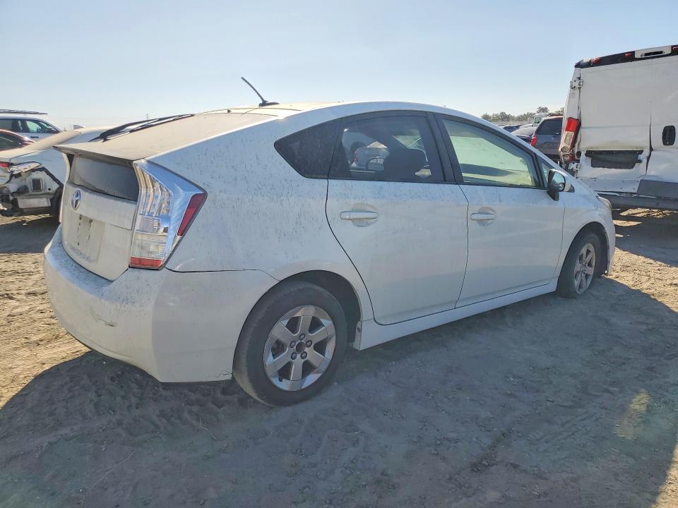 Photo 3 from auction – 2010 TOYOTA PRIUS with VIN JTDKN3DU1A0043577
