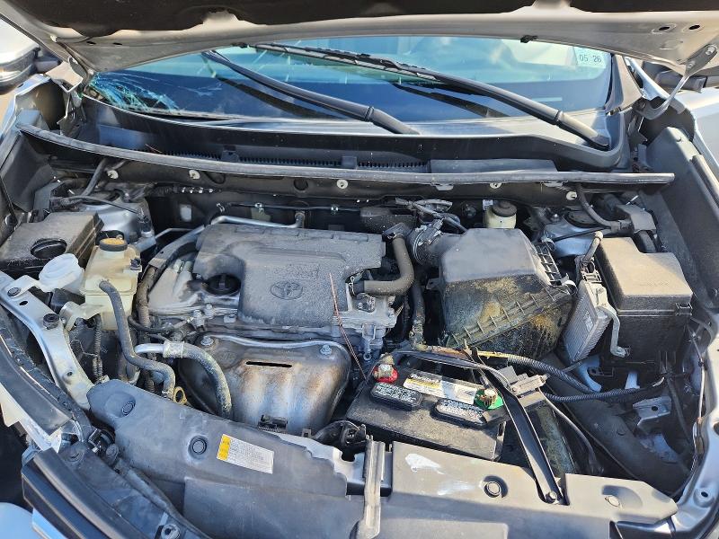 Photo 12 from auction – 2016 TOYOTA RAV4 with VIN 2T3YFREV3GW273532