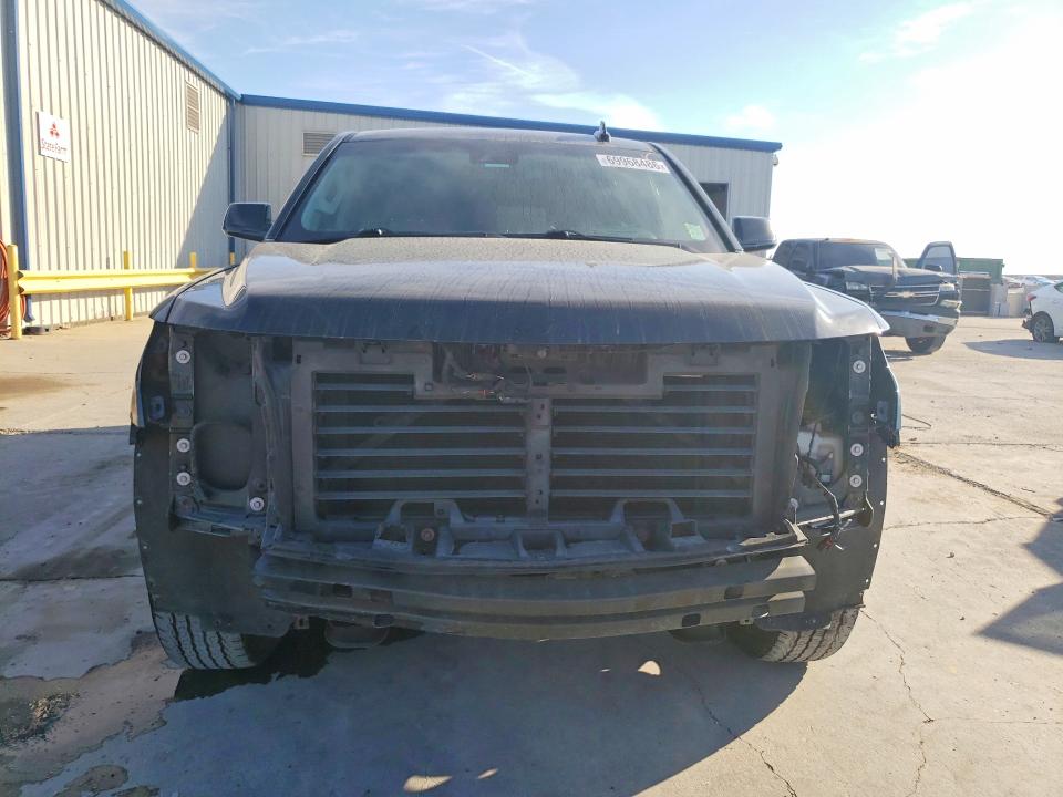 Снимка 5 от търг – 2020 CHEVROLET SUBURBAN с VIN 1GNSCGKC2LR145354