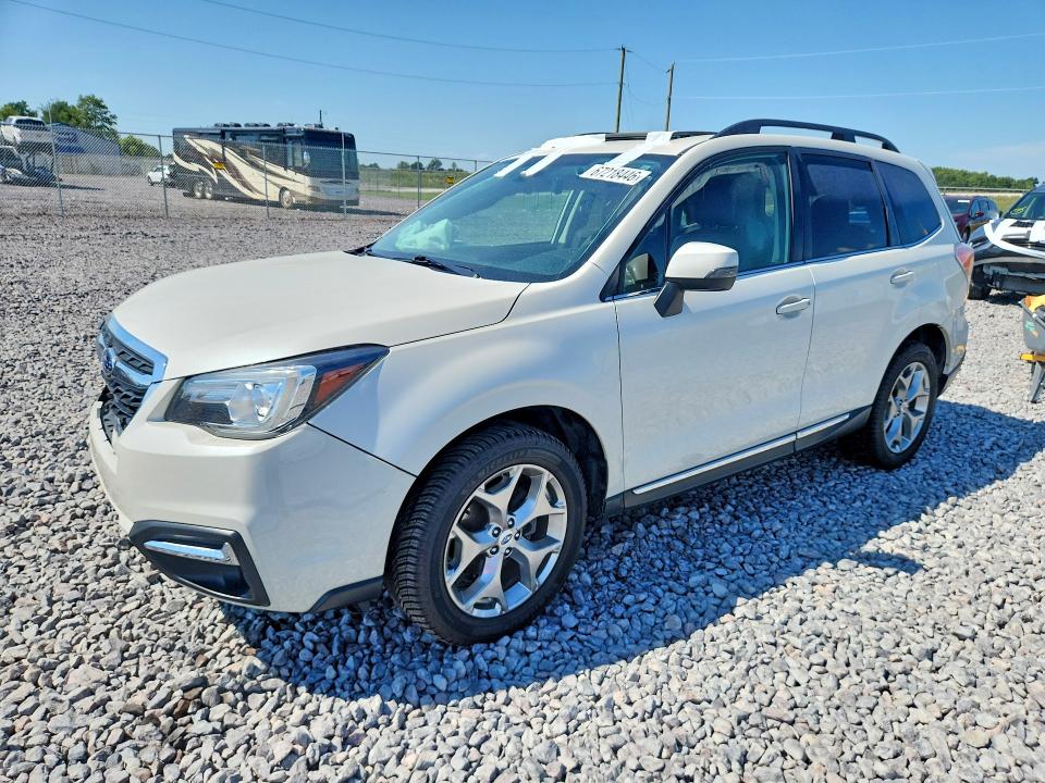 SUBARU FORESTER 2017 z numerem VIN JF2SJAWC2HH546598 - Zdjęcie z aukcji