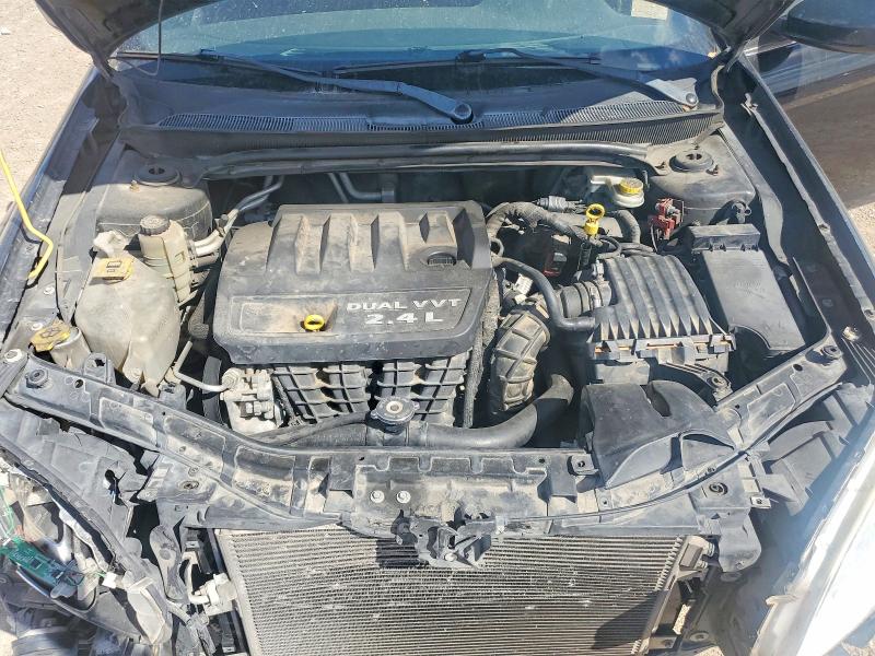 Photo 11 from auction – 2013 CHRYSLER 200 with VIN 1C3CCBAB0DN704888