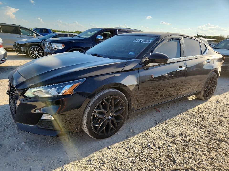 NISSAN ALTIMA 2022 with VIN 1N4BL4DV3NN383462 - Photo from auction