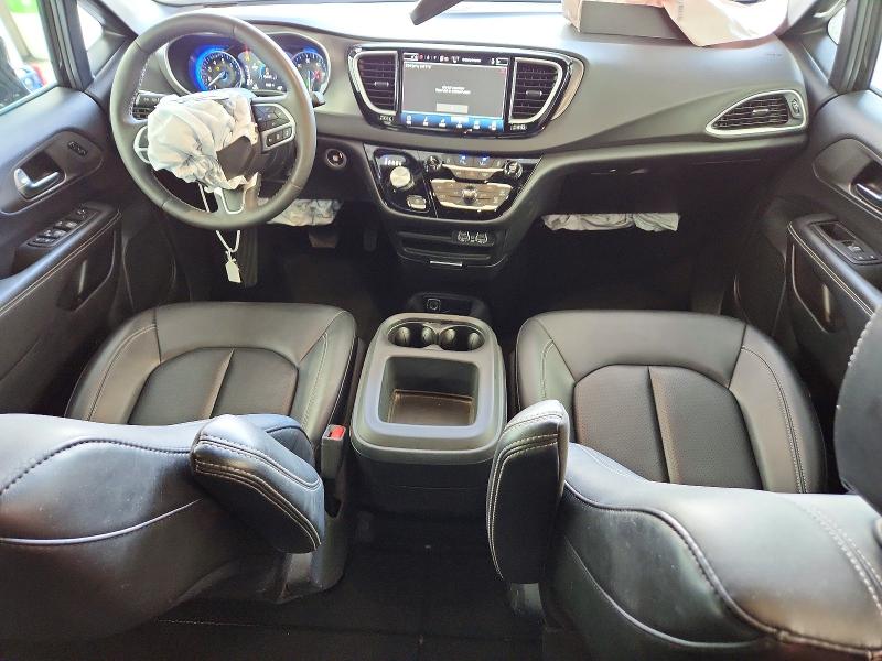 Foto 8 de la subasta – 2025 CHRYSLER PACIFICA con VIN 2C4RC1BG6SR548883