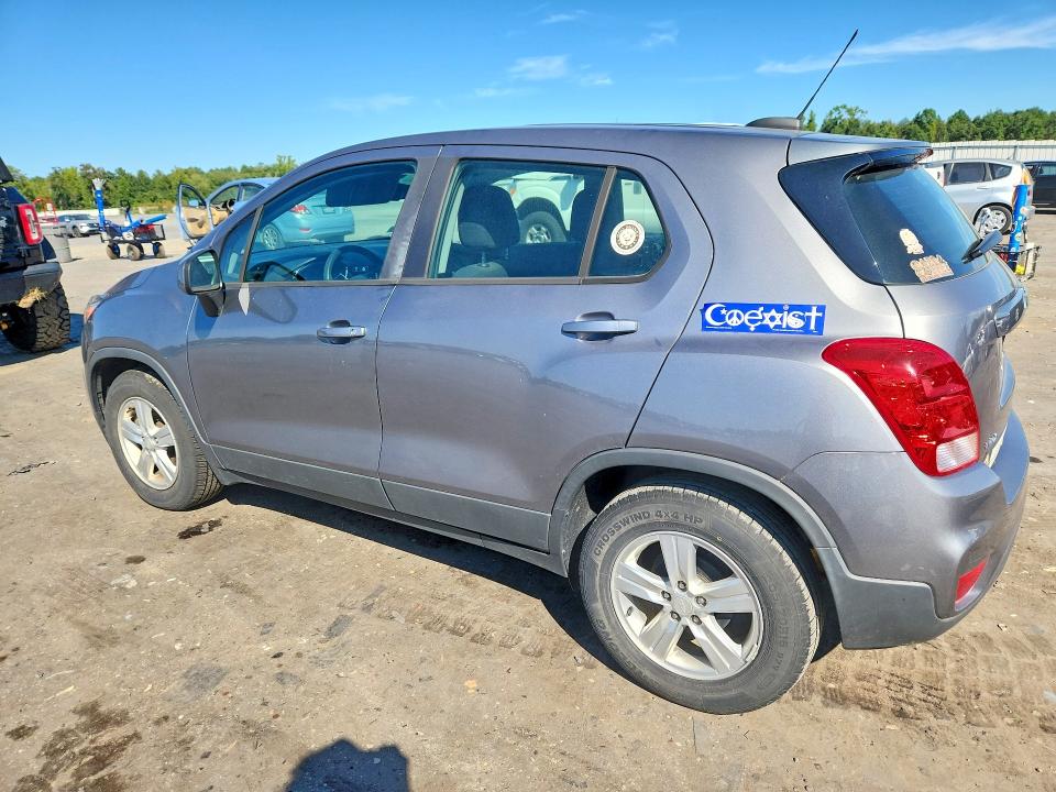 Photo 2 from auction – 2020 CHEVROLET TRAX with VIN 3GNCJKSB0LL151827