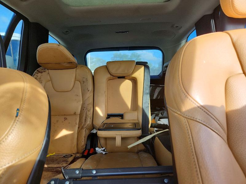 Photo 10 from auction – 2016 VOLVO XC90 with VIN YV4A22PK4G1052363