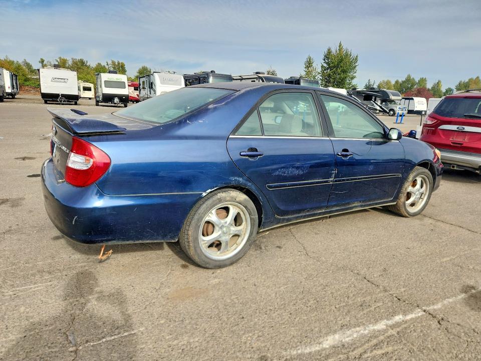 Снимка 3 от търг – 2002 TOYOTA CAMRY с VIN JTDBE32K620029094