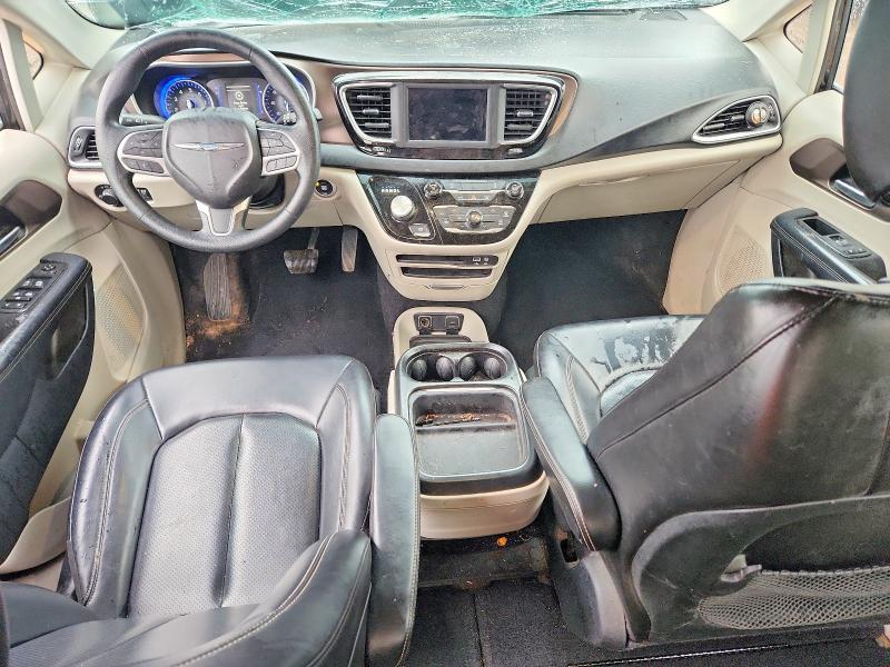 Снимка 8 от търг – 2020 CHRYSLER VOYAGER с VIN 2C4RC1DG3LR145121