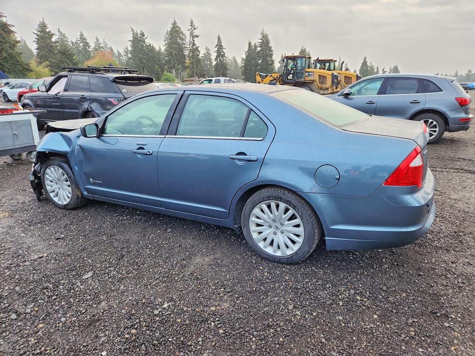 Снимка 2 от търг – 2011 FORD FUSION с VIN 3FADP0L36BR222182