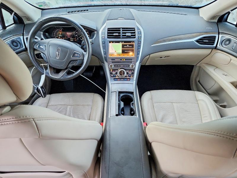 Photo 8 from auction – 2019 LINCOLN MKZ with VIN 3LN6L5E99KR605283