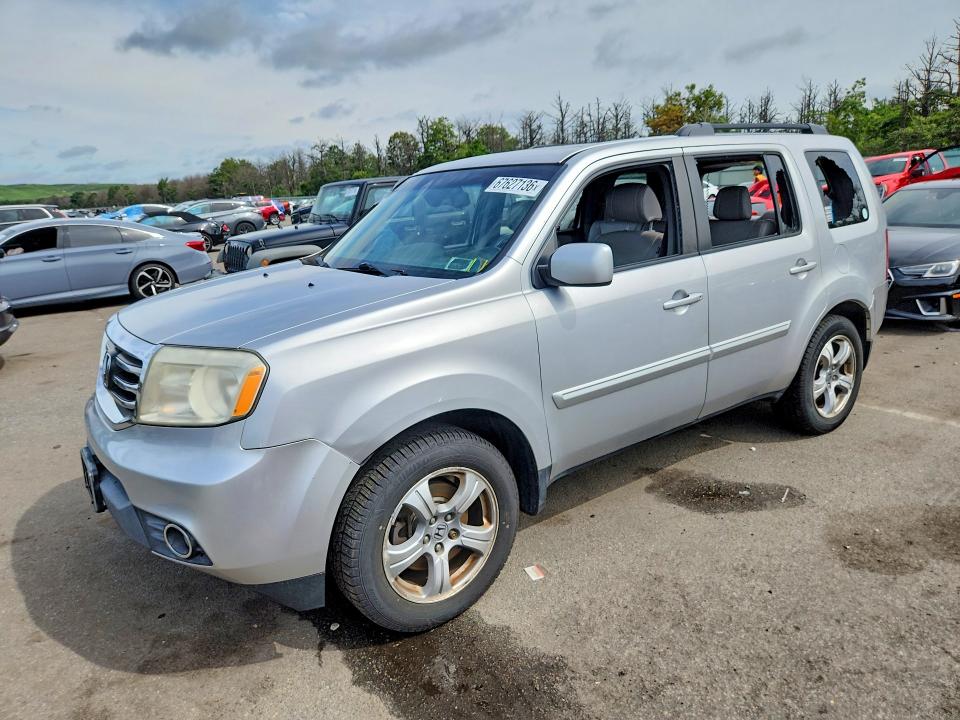 HONDA PILOT 2012 with VIN 5FNYF4H54CB066050 - Photo from auction