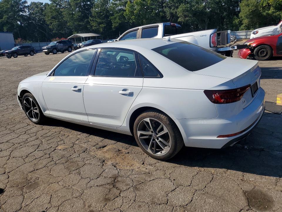 Foto 2 de la subasta – 2019 AUDI A4 con VIN WAUGMAF49KN012718