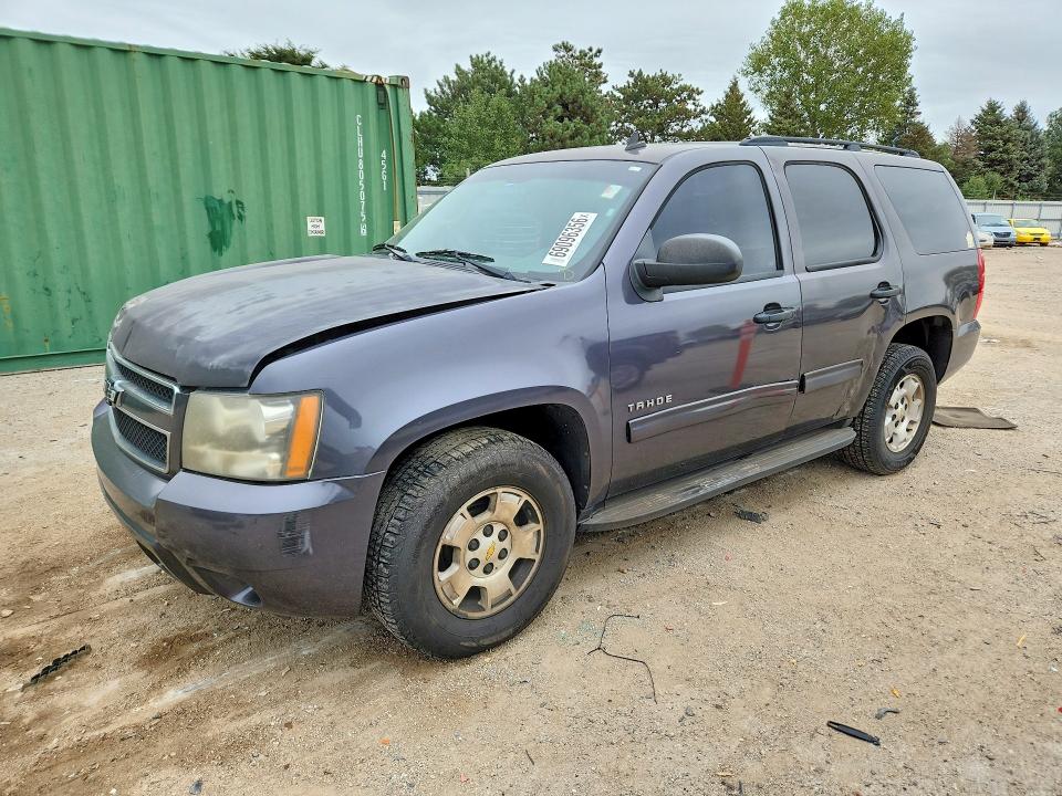 CHEVROLET TAHOE 2010 with VIN 1GNUCAE09AR135117 - Photo from auction