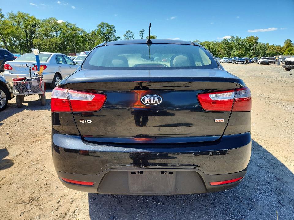 Photo 6 from auction – 2015 KIA RIO with VIN KNADM4A38F6420551