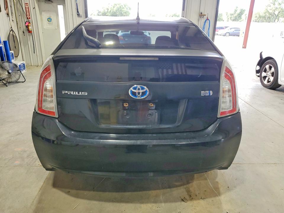 Photo 6 from auction – 2012 TOYOTA PRIUS with VIN JTDKN3DU0C1525986