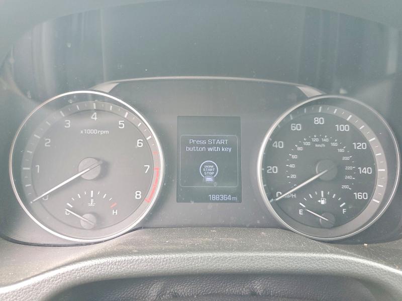 Photo 9 from auction – 2017 HYUNDAI ELANTRA with VIN 5NPD84LF7HH051933