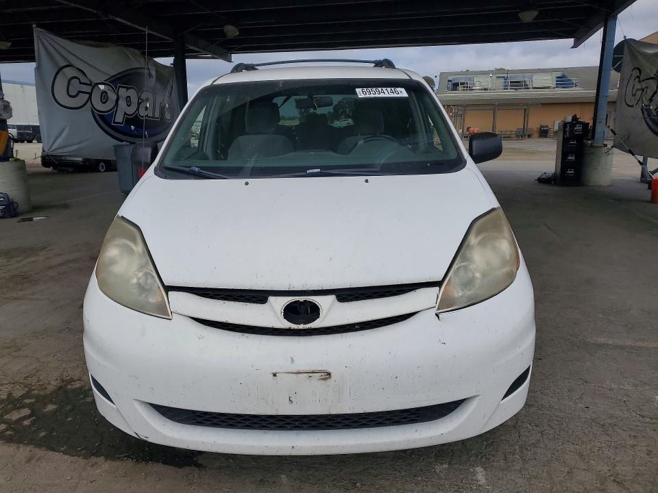 Снимка 5 от търг – 2008 TOYOTA SIENNA с VIN 5TDZK23C58S127452