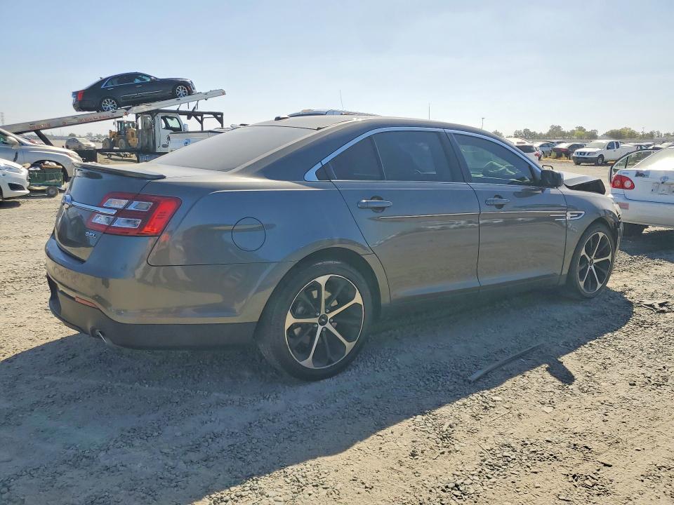 صورة رقم 3 من المزاد - 2015 FORD TAURUS مع VIN 1FAHP2E82FG104326