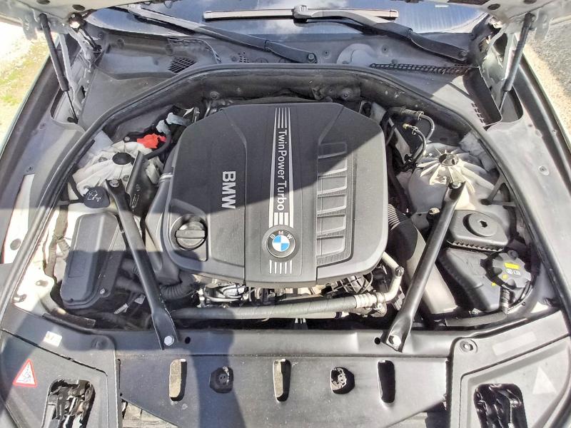 صورة رقم 11 من المزاد - 2015 BMW 535 مع VIN WBAFV3C54FD687096
