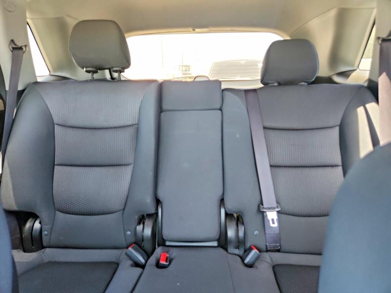 Photo 10 from auction – 2012 KIA SORENTO with VIN 5XYKT3A1XCG284874
