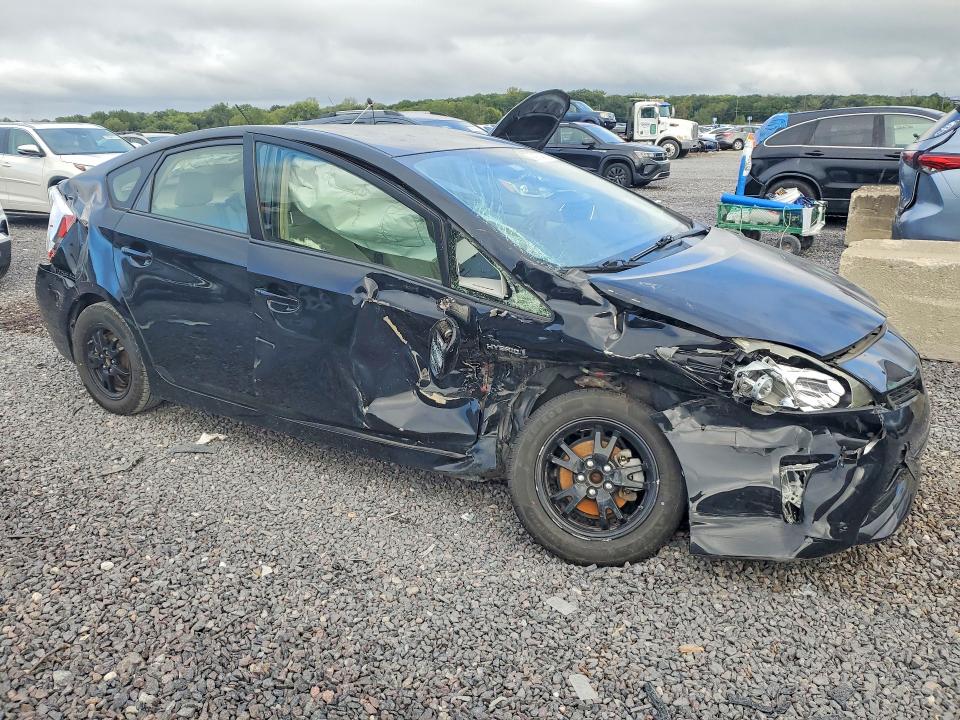 Zdjęcie 4 z aukcji – 2014 TOYOTA PRIUS z VIN JTDKN3DU6E1754188