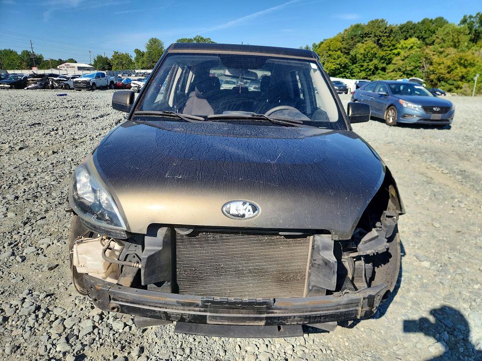 Photo 5 from auction – 2013 KIA SOUL with VIN KNDJT2A51D7522229