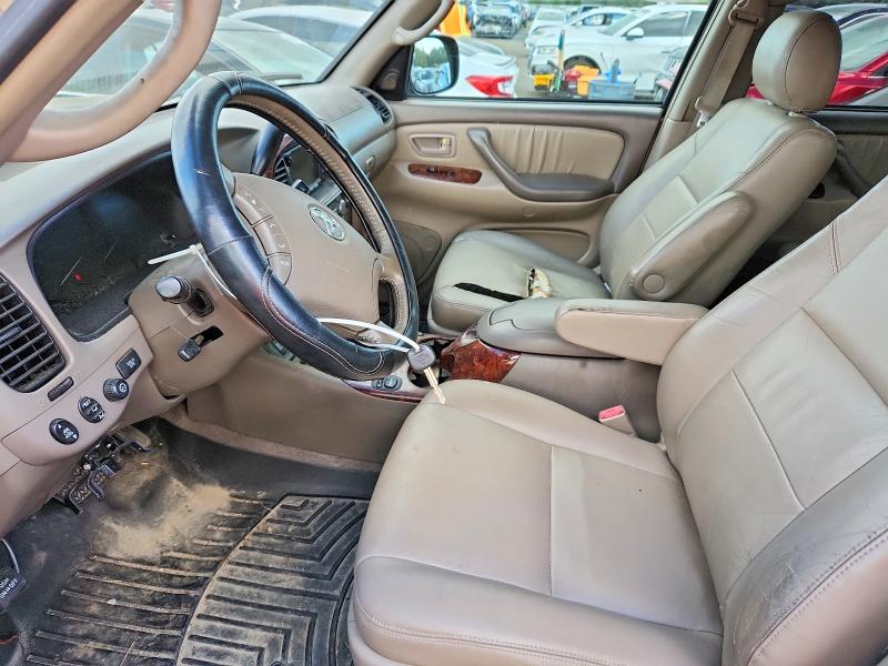 Photo 7 from auction – 2005 TOYOTA SEQUOIA with VIN 5TDBT48A45S256179