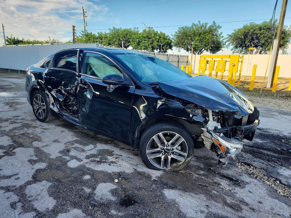 Photo 4 from auction – 2021 KIA FORTE with VIN 3KPF54AD3ME297542