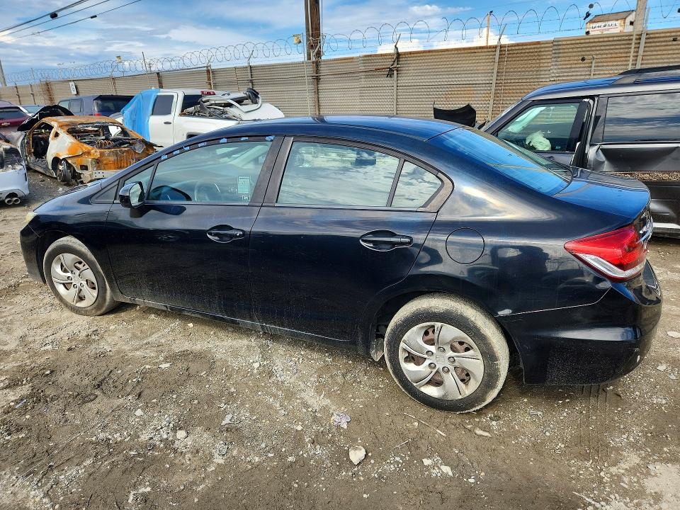 Foto 2 de la subasta – 2014 HONDA CIVIC con VIN 19XFB2F59EE222358