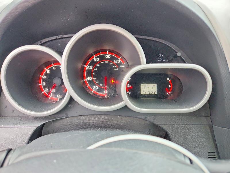 Photo 9 from auction – 2011 TOYOTA MATRIX with VIN 2T1KU4EE3BC675102
