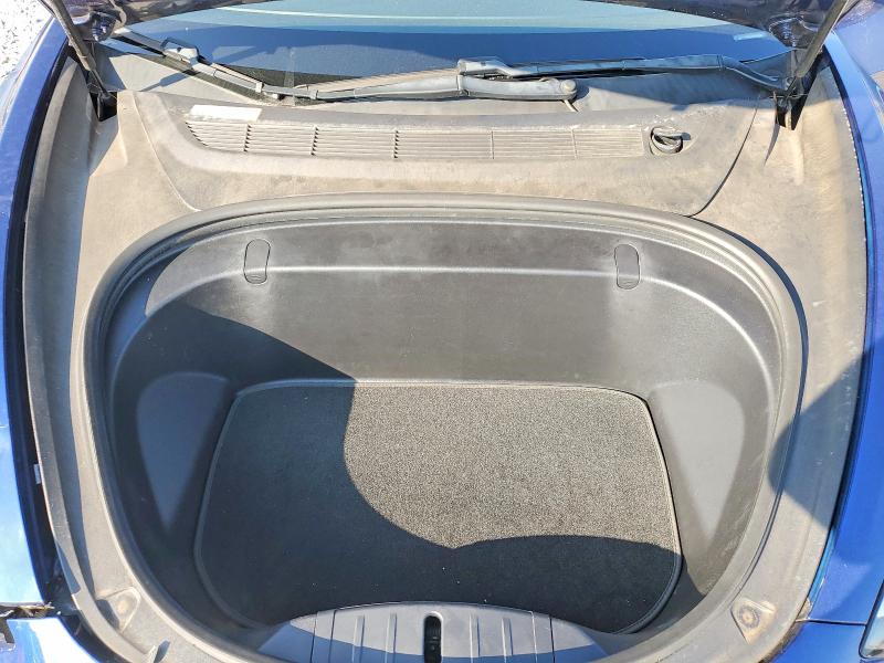 صورة رقم 11 من المزاد - 2018 TESLA MODEL 3 مع VIN 5YJ3E1EA8JF052338