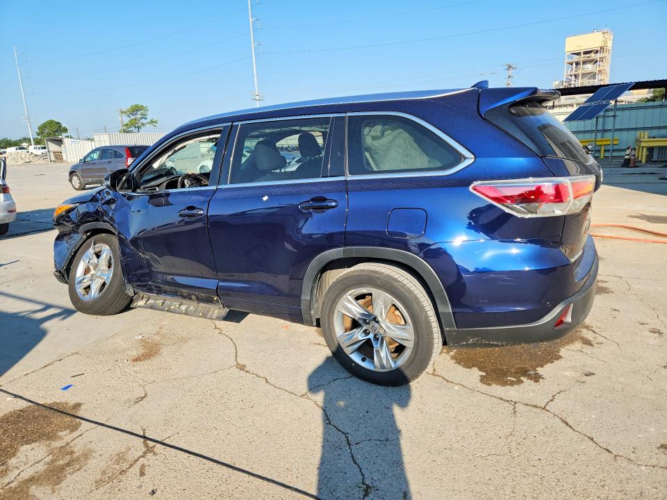 Photo 2 from auction – 2015 TOYOTA HIGHLANDER with VIN 5TDYKRFH4FS096705