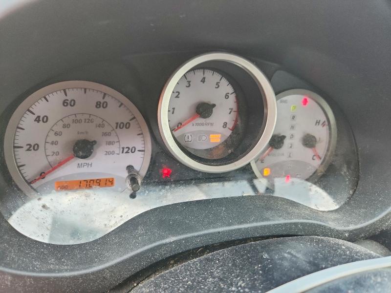 Photo 9 from auction – 2005 TOYOTA RAV4 with VIN JTEGD20V150065369