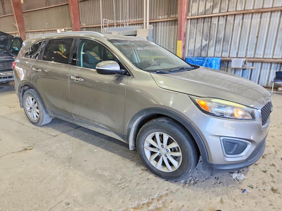 Photo 4 from auction – 2017 KIA SORENTO with VIN 5XYPG4A38HG257147