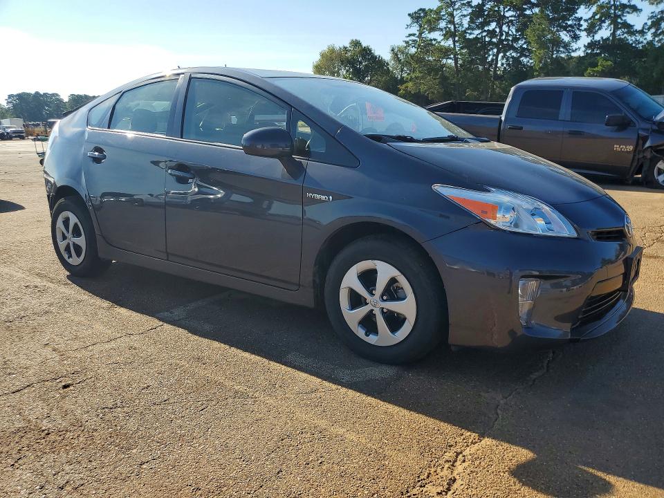 Photo 4 from auction – 2015 TOYOTA PRIUS with VIN JTDKN3DU3F1865282