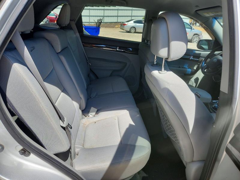 Фото 10 с аукциона – 2013 KIA SORENTO с VIN 5XYKT4A67DG343835