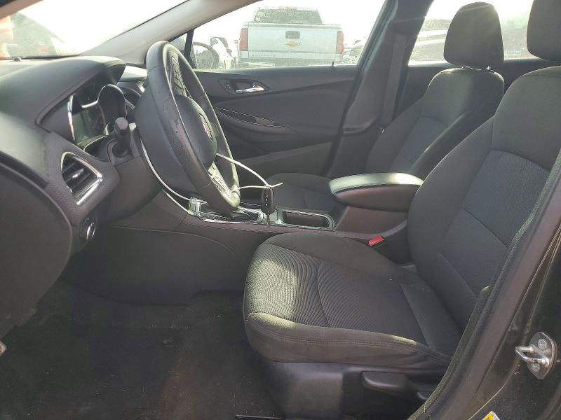 Photo 7 from auction – 2018 CHEVROLET CRUZE with VIN 1G1BE5SM2J7163399