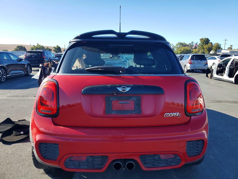 Zdjęcie 6 z aukcji – 2015 MINI COOPER z VIN WMWXP7C59F2A36972