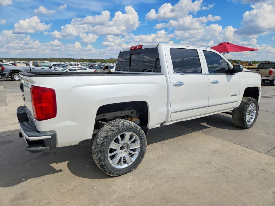 Foto 3 de la subasta – 2018 CHEVROLET SILVERADO con VIN 3GCUKTEC1JG186905