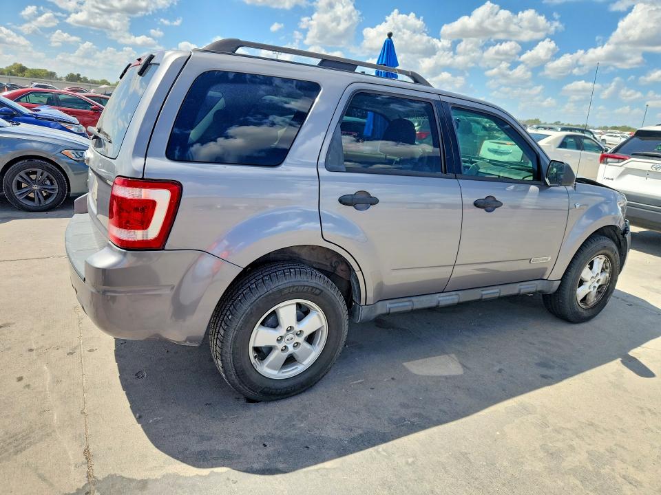 Foto 3 de la subasta – 2008 FORD ESCAPE con VIN 1FMCU03188KE54241