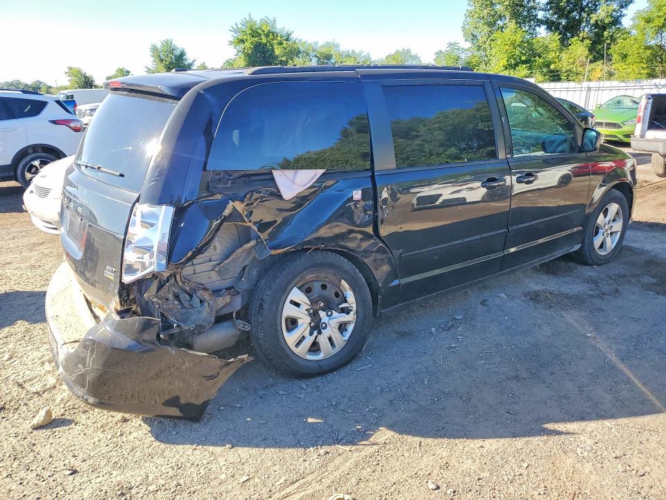Zdjęcie 3 z aukcji – 2015 DODGE GRAND CARAVAN z VIN 2C4RDGBG8FR640213