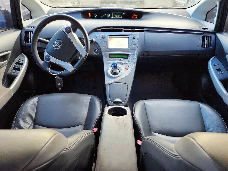 Photo 8 from auction – 2013 TOYOTA PRIUS with VIN JTDKN3DU7D1665860