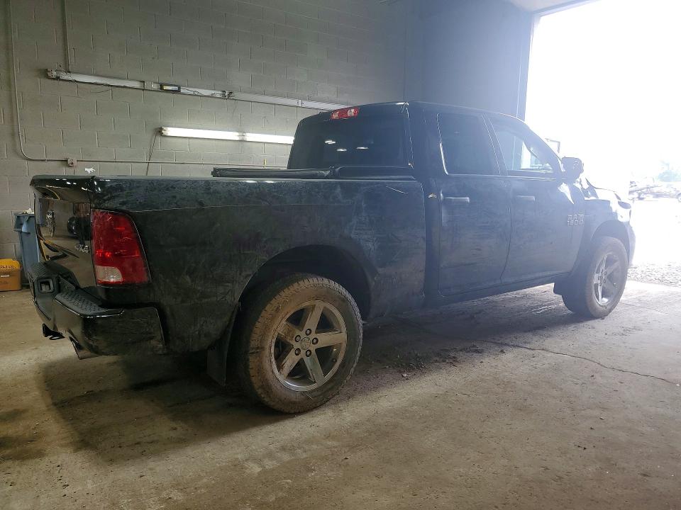 صورة رقم 3 من المزاد - 2015 RAM 1500 مع VIN 1C6RR7FT2FS732965